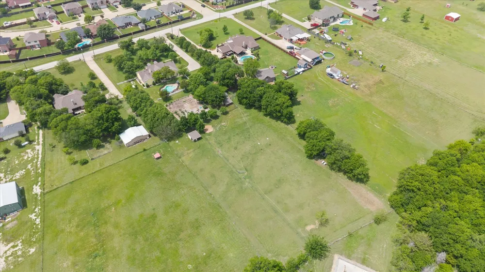 801 Seeton Road Mansfield, TX 76063