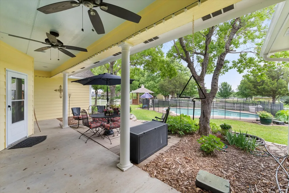 801 Seeton Road Mansfield, TX 76063