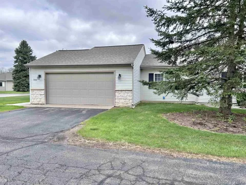 104 Lakewood Drive