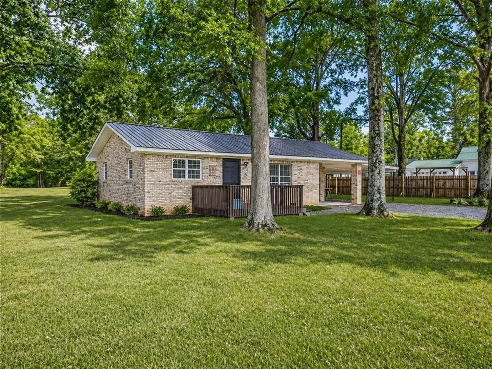 7 York Drive NE Plainville, GA 30733