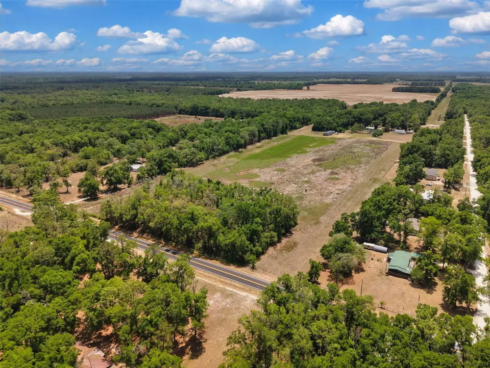 18 AC NW CR 138 Branford, FL 32008