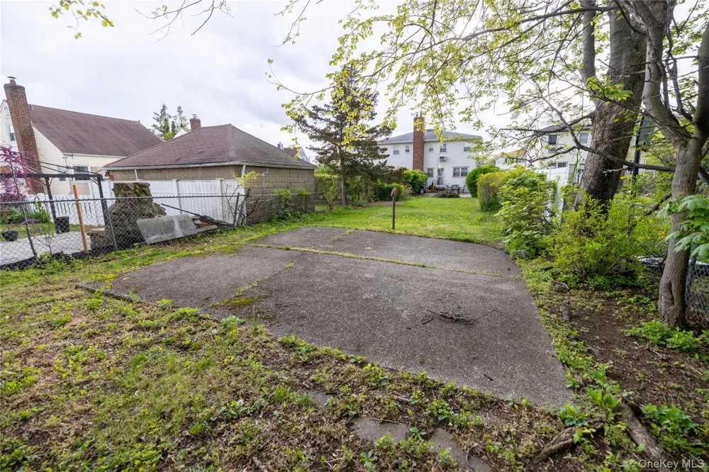 147-19 259th Street Rosedale, NY 11422