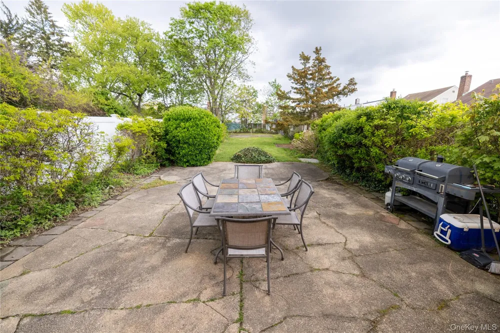 147-19 259th Street Rosedale, NY 11422