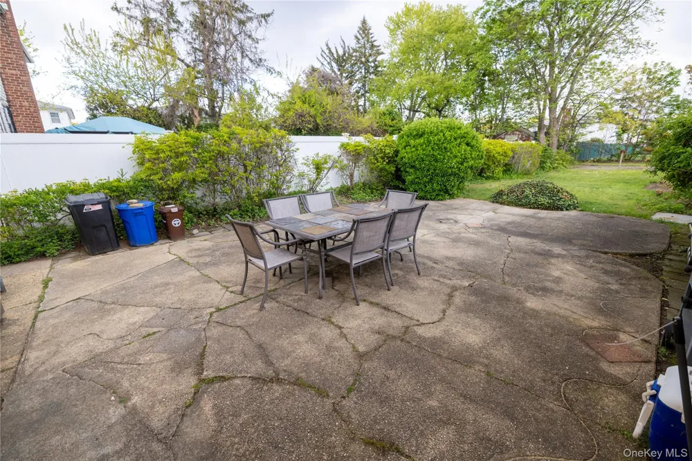147-19 259th Street Rosedale, NY 11422