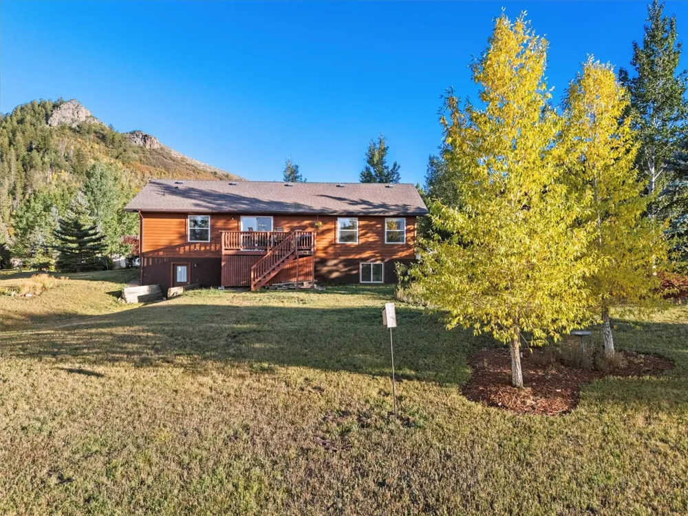 30345 Coyote Run Court Oak Creek, CO 80467