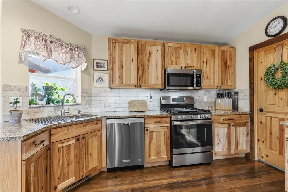 30345 Coyote Run Court Oak Creek, CO 80467