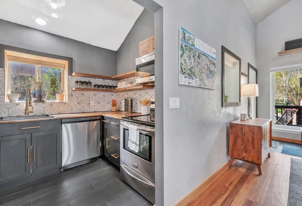 30341 County Road 16 #402 Oak Creek, CO 80467