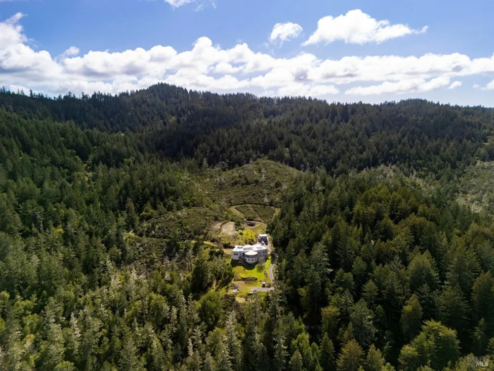 125 E Sylvestris Drive San Geronimo, CA 94963