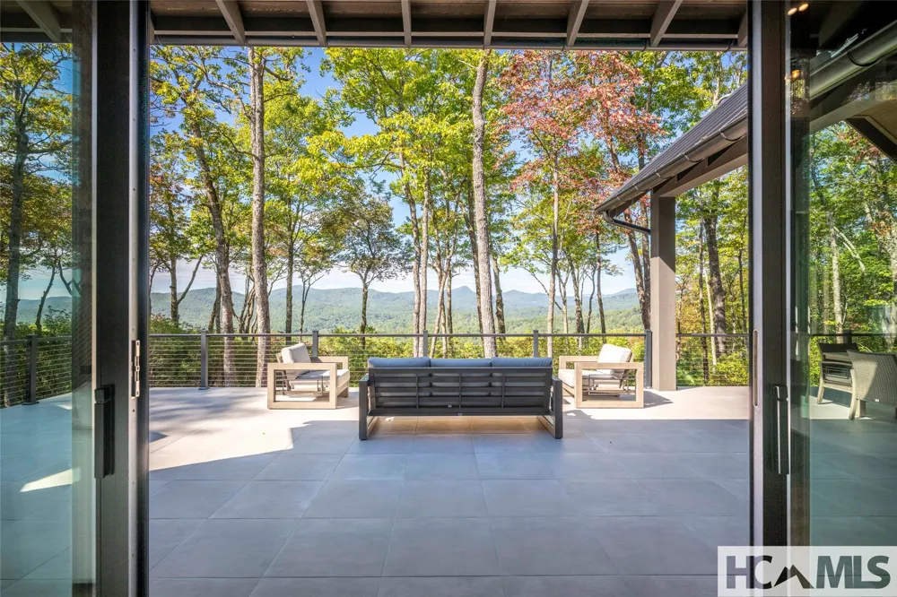 519 Eagle Drive Sapphire, NC 28774