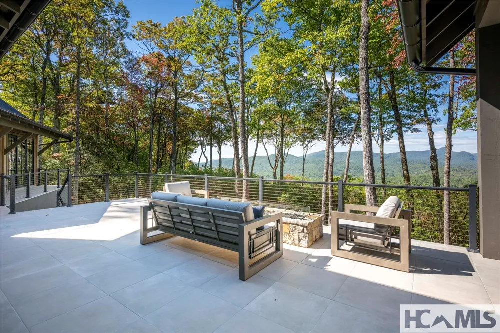 519 Eagle Drive Sapphire, NC 28774
