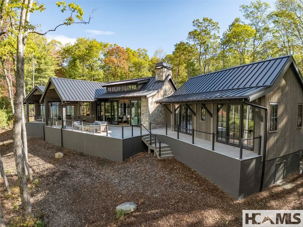 519 Eagle Drive Sapphire, NC 28774