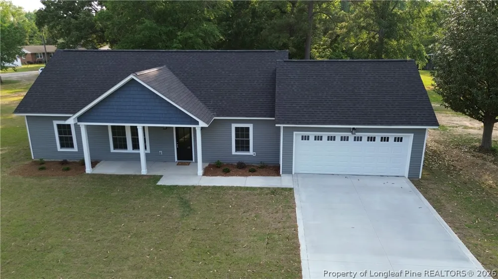 605 5th Street Bladenboro, NC 28320