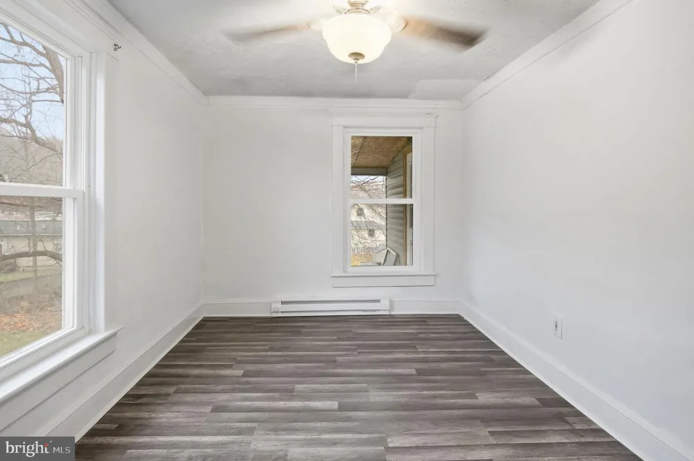 40 MABLE LANE Berkeley Springs, WV 25411
