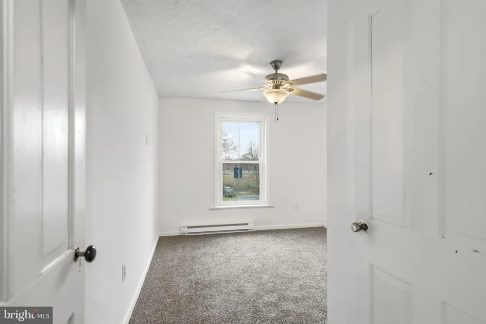 40 MABLE LANE Berkeley Springs, WV 25411