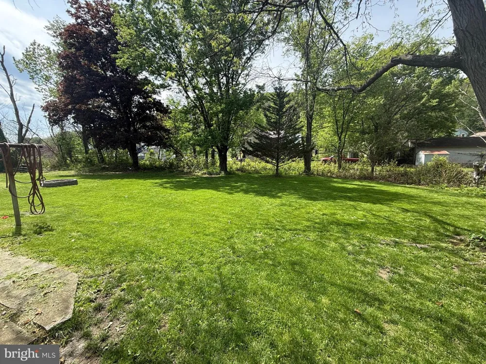 40 MABLE LANE Berkeley Springs, WV 25411