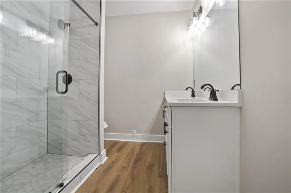 556 Holly Street NW Atlanta, GA 30318