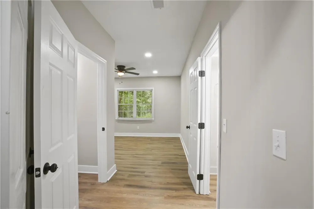 556 Holly Street NW Atlanta, GA 30318