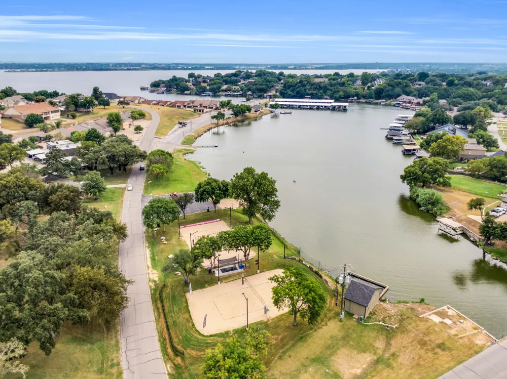 5102 Largo Drive De Cordova, TX 76049