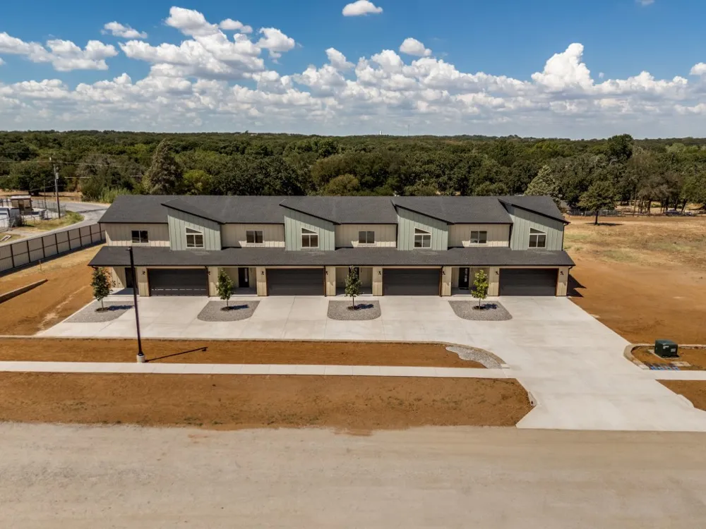 1001 Agua Escondida Court Springtown, TX 76082