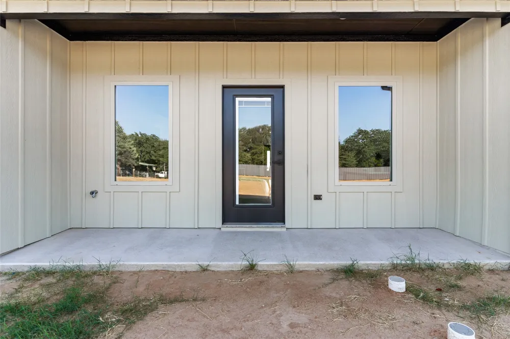 1001 Agua Escondida Court Springtown, TX 76082