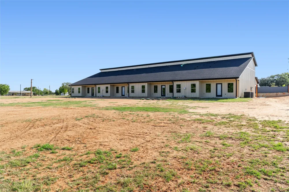 1001 Agua Escondida Court Springtown, TX 76082