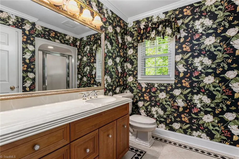 306 Travis Lane Gibsonville, NC 27249