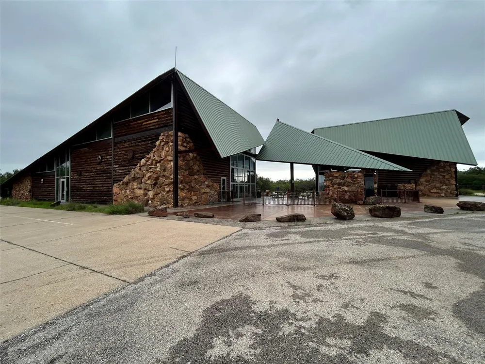 317 Canyon Lake Road Gordon, TX 76453