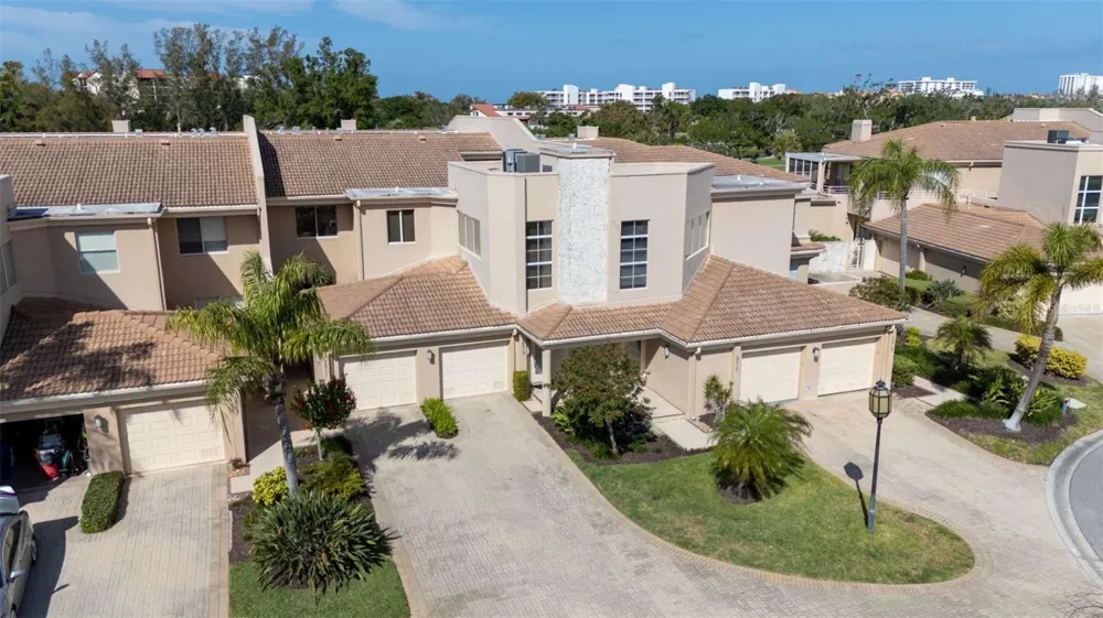2013 HARBOUR LINKS DRIVE #2013 Longboat Key, FL 34228