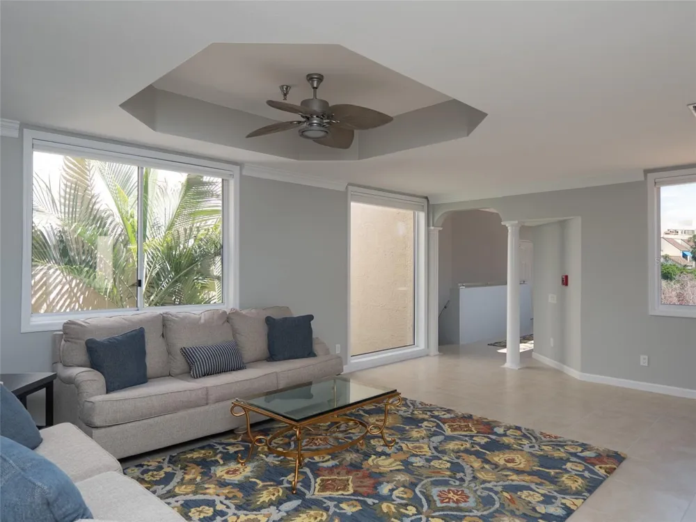 2013 HARBOUR LINKS DRIVE #2013 Longboat Key, FL 34228