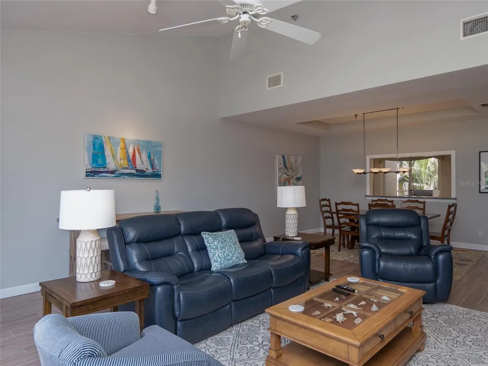 2013 HARBOUR LINKS DRIVE #2013 Longboat Key, FL 34228