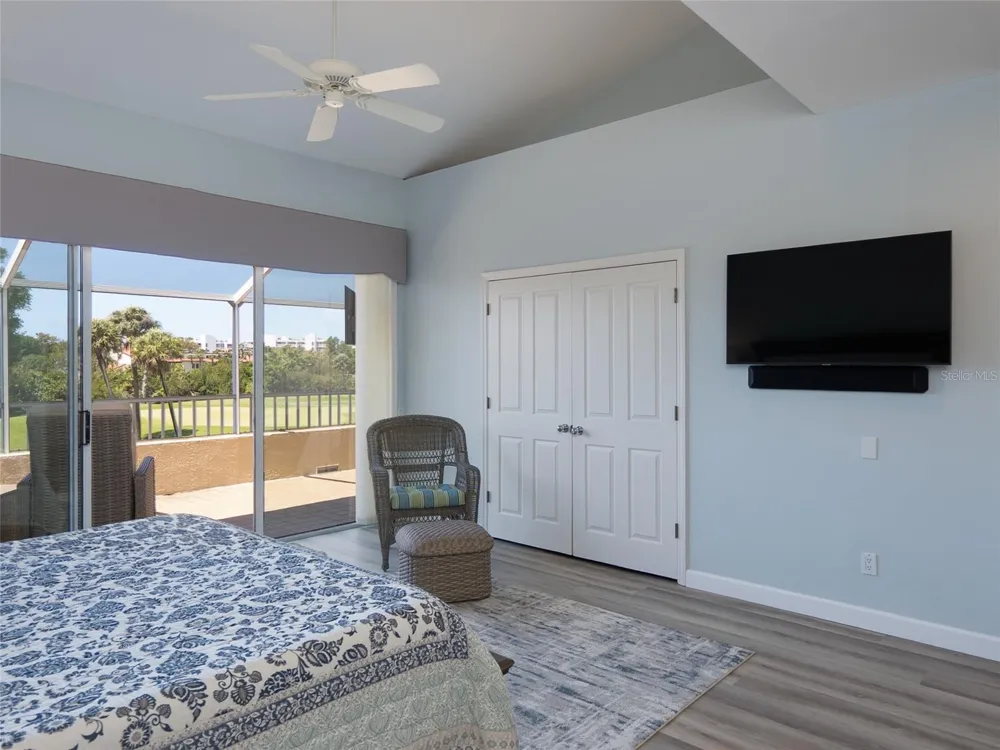 2013 HARBOUR LINKS DRIVE #2013 Longboat Key, FL 34228