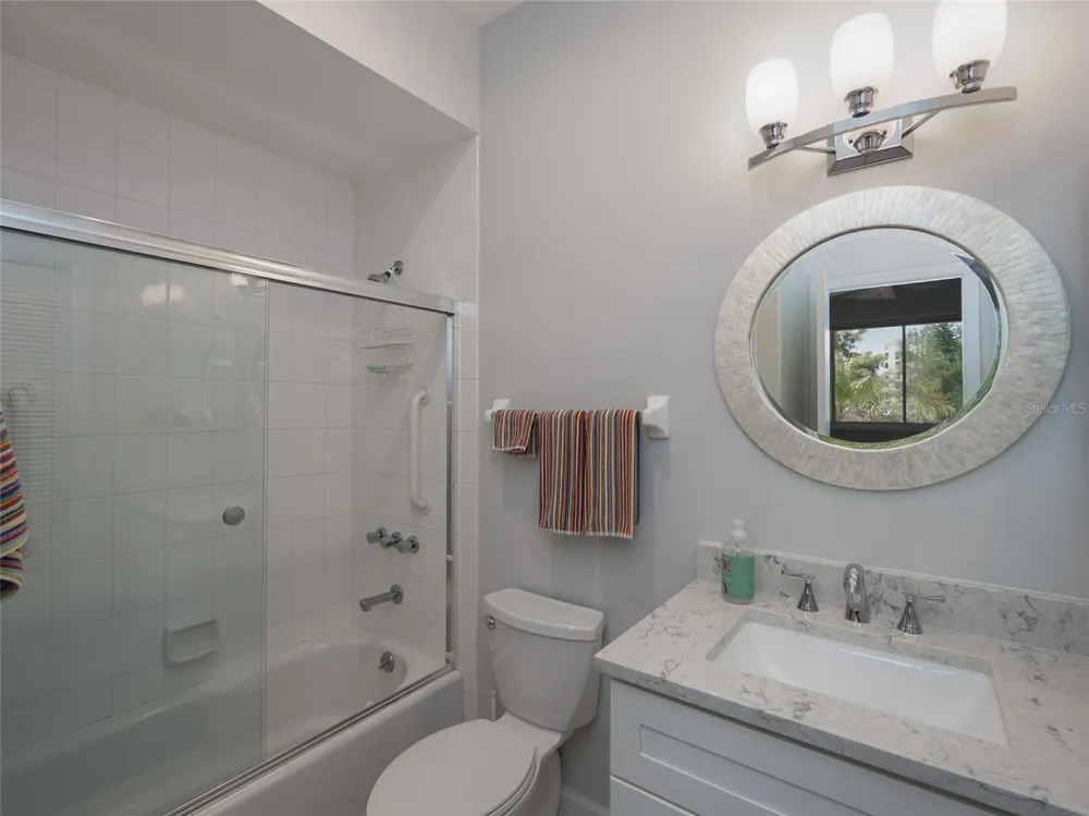 2013 HARBOUR LINKS DRIVE #2013 Longboat Key, FL 34228