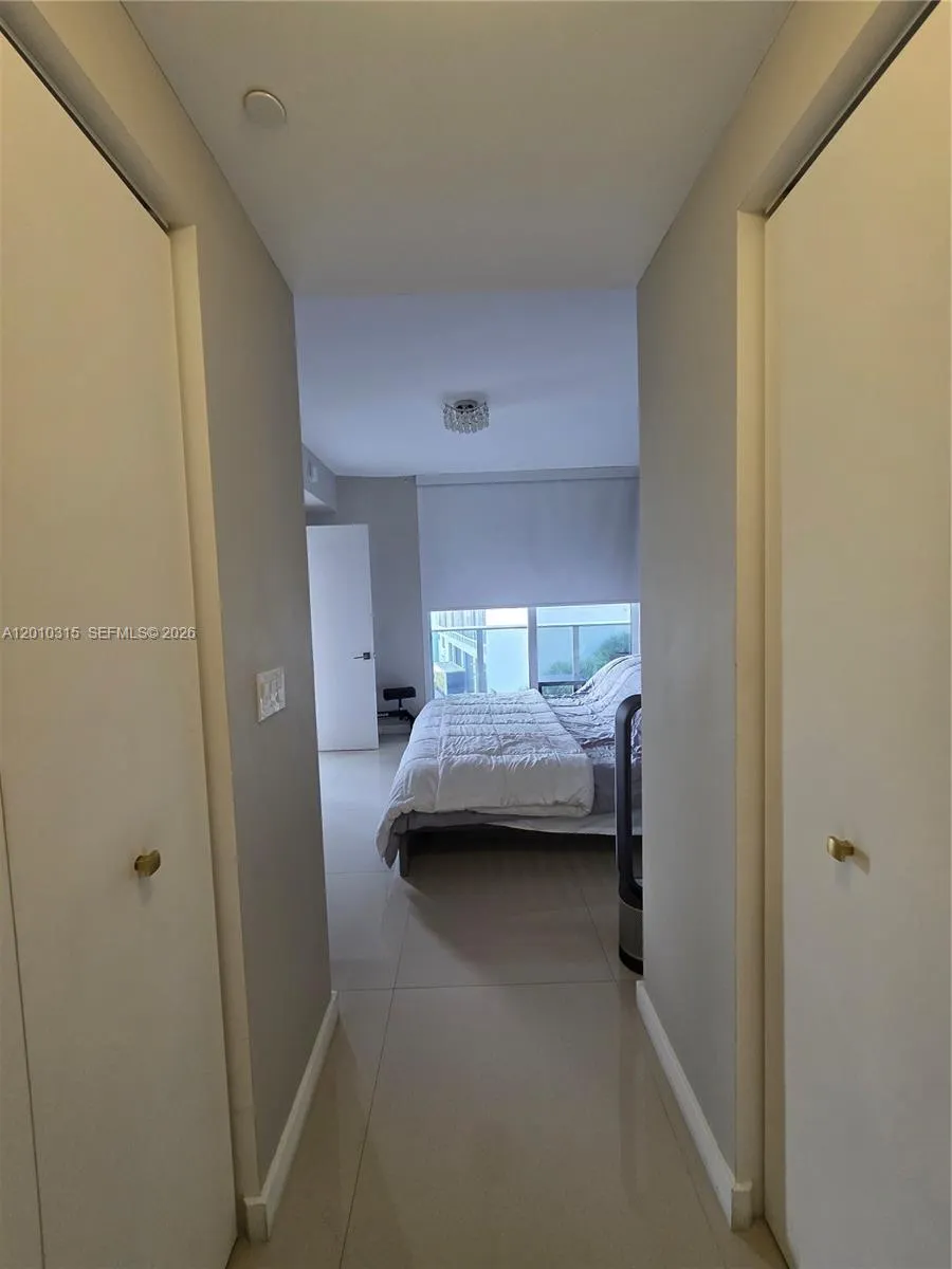 488 NE 18th St #301 Miami, FL 33132