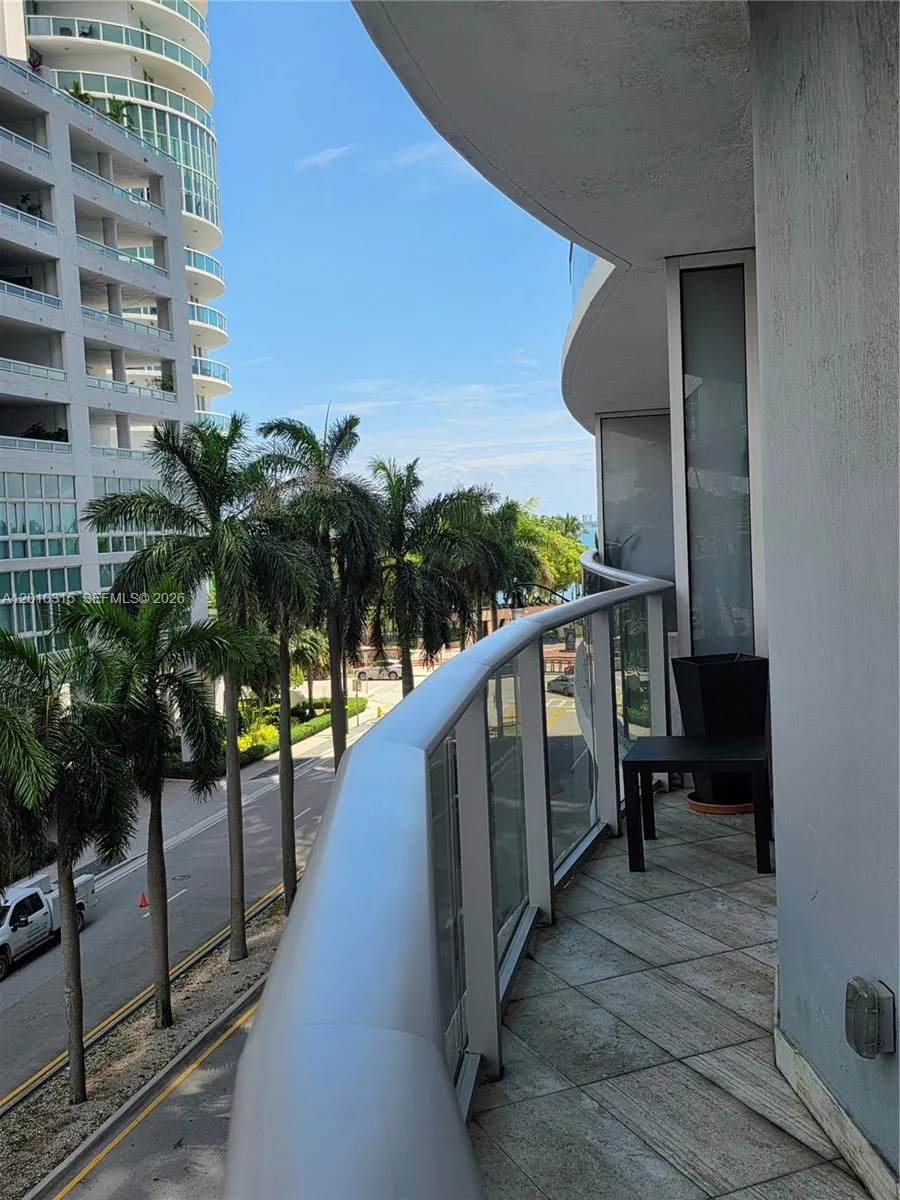 488 NE 18th St #301 Miami, FL 33132