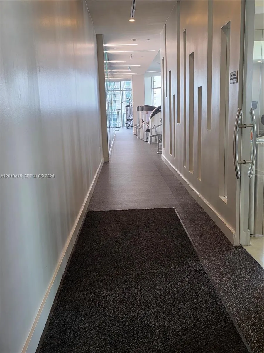 488 NE 18th St #301 Miami, FL 33132