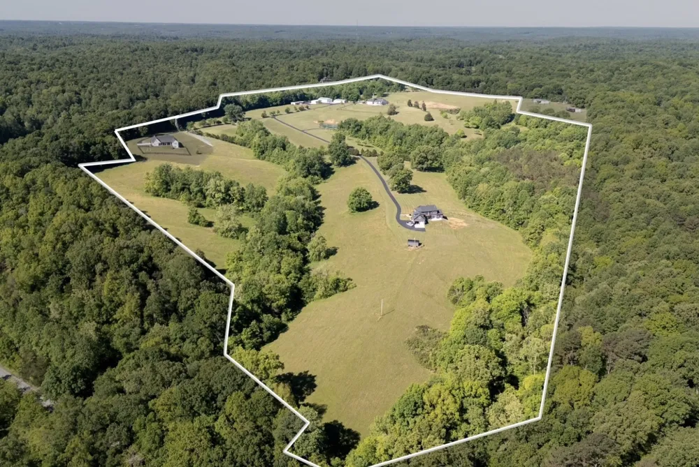 333 Moonlight Dr Vanleer, TN 37181