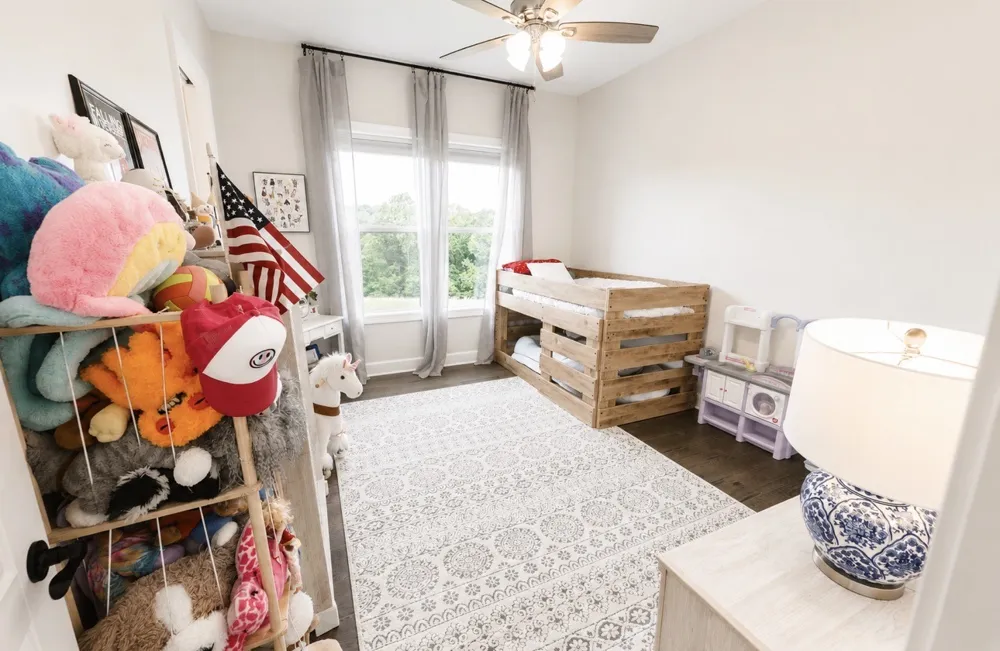 333 Moonlight Dr Vanleer, TN 37181