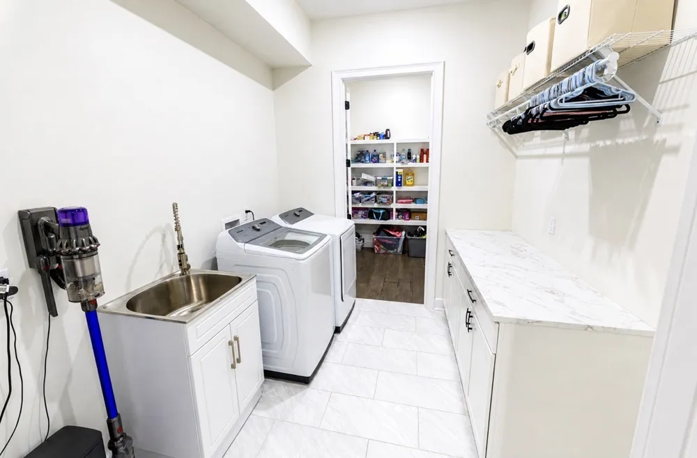 333 Moonlight Dr Vanleer, TN 37181