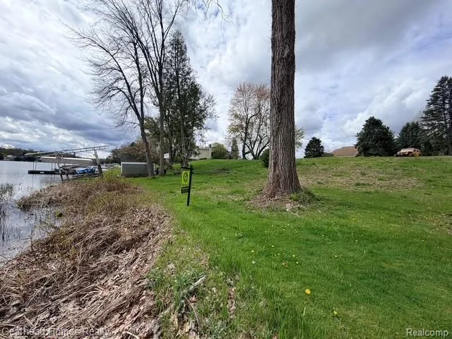 Sashabaw Road Independence Charter Township, MI 48348
