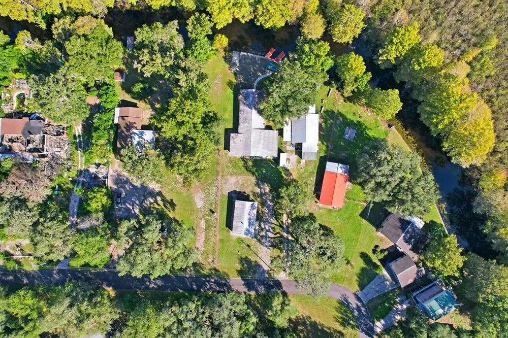 11641 E SALMON DRIVE Floral City, FL 34436