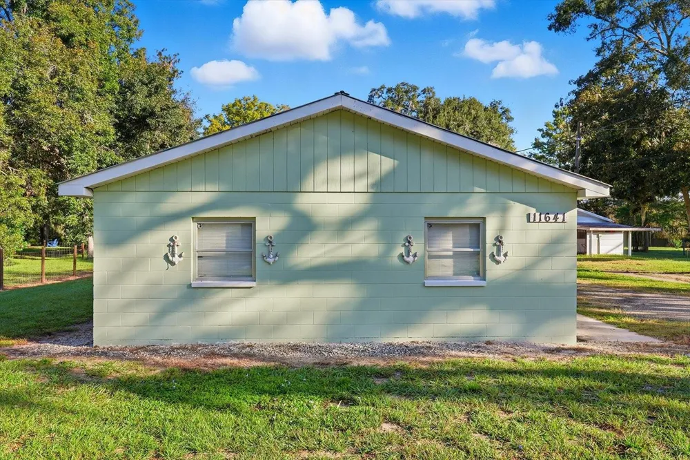 11641 E SALMON DRIVE Floral City, FL 34436