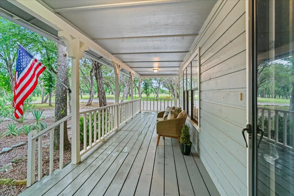 1401 Avenida Serena Marble Falls, TX 78654