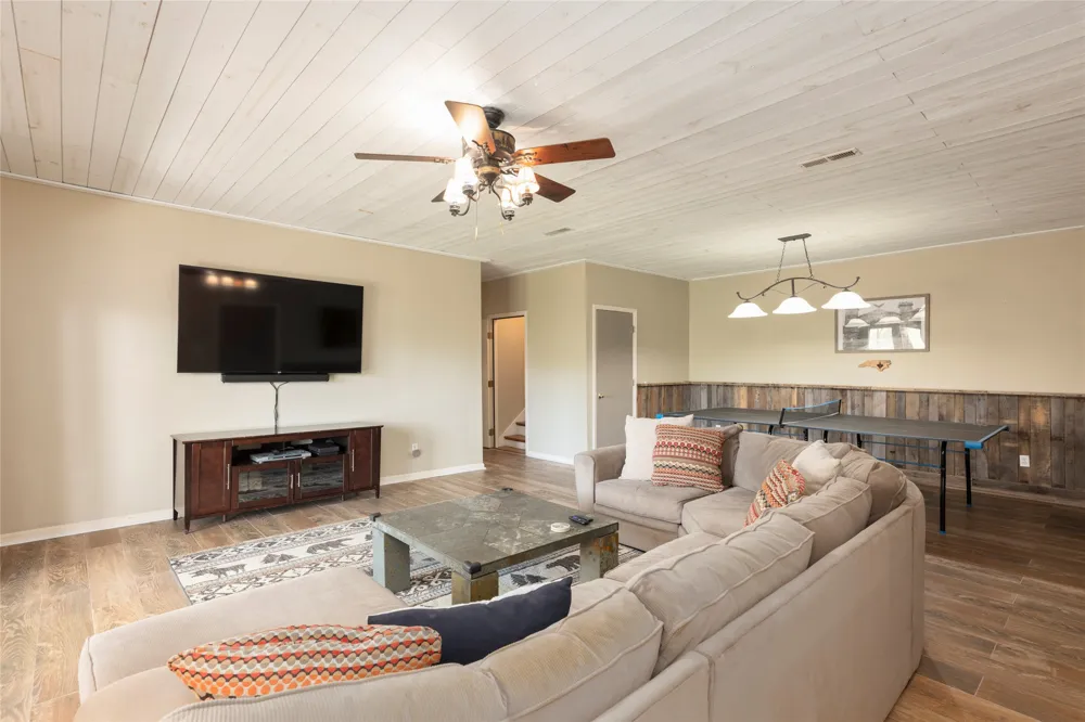 516 Cherokee Trace Lake Toxaway, NC 28747