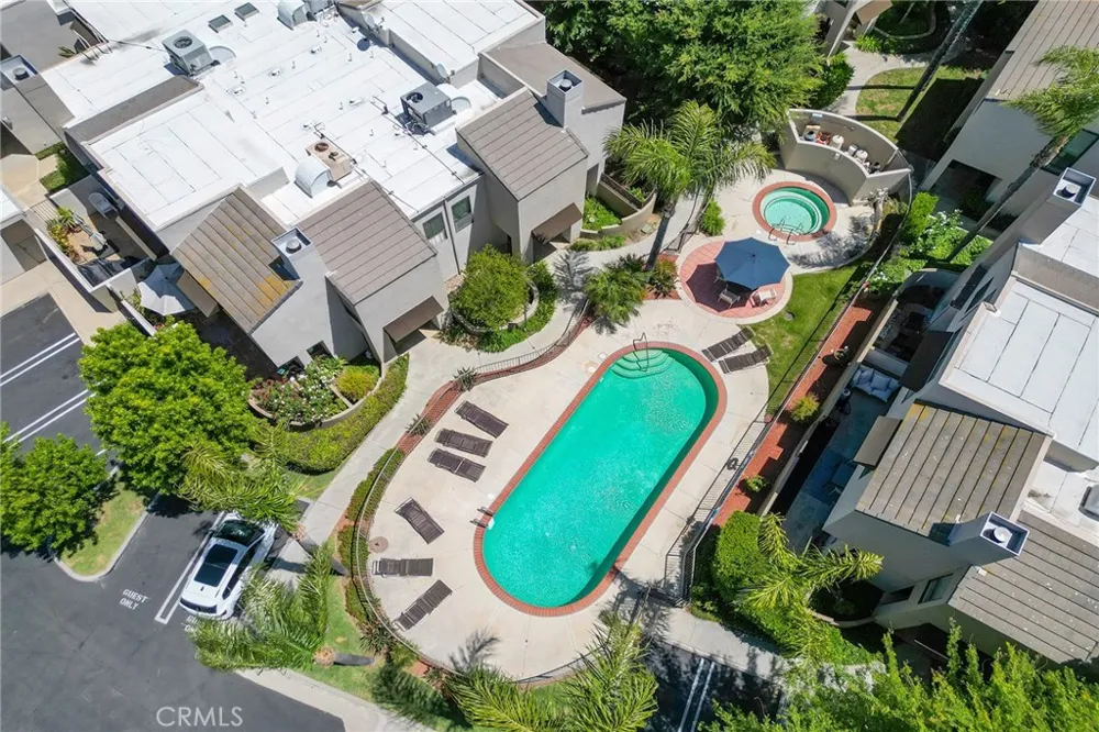 4277 Las Virgenes #1 Calabasas, CA 91302