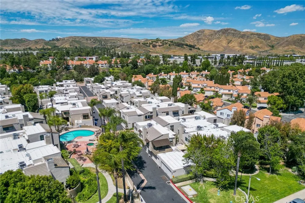 4277 Las Virgenes #1 Calabasas, CA 91302