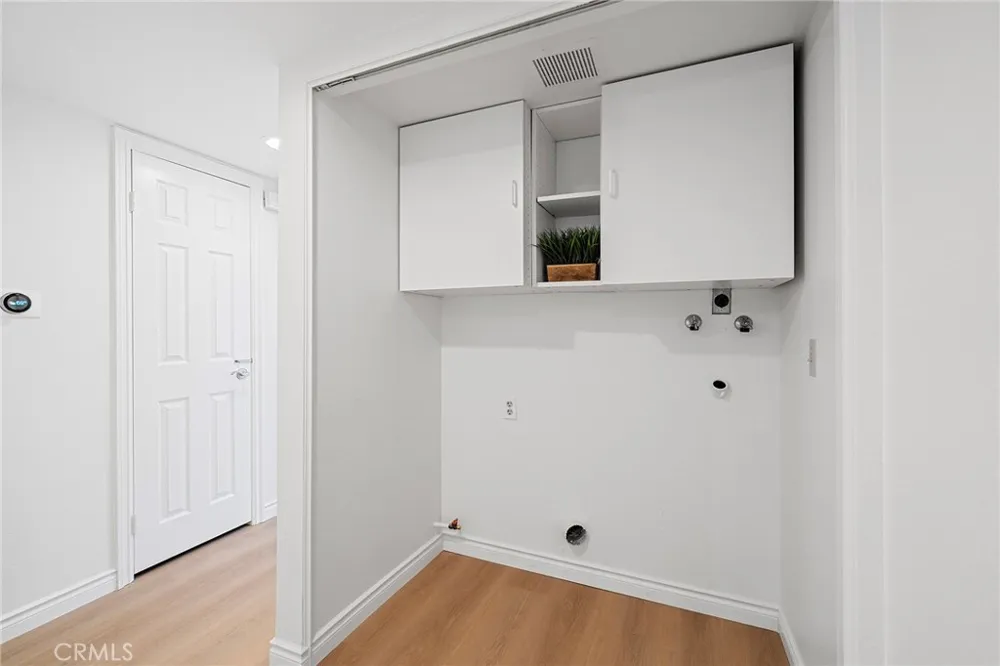 4277 Las Virgenes #1 Calabasas, CA 91302