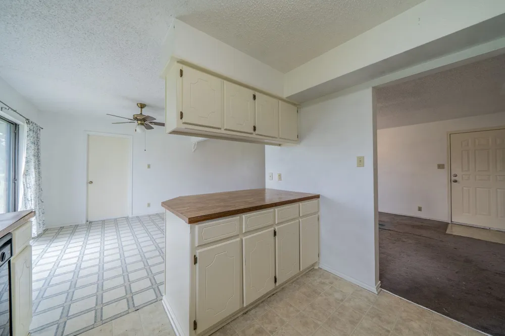 516 Venice Drive Italy, TX 76651