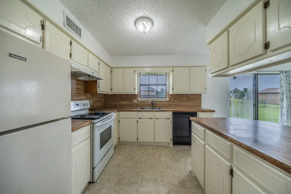 516 Venice Drive Italy, TX 76651