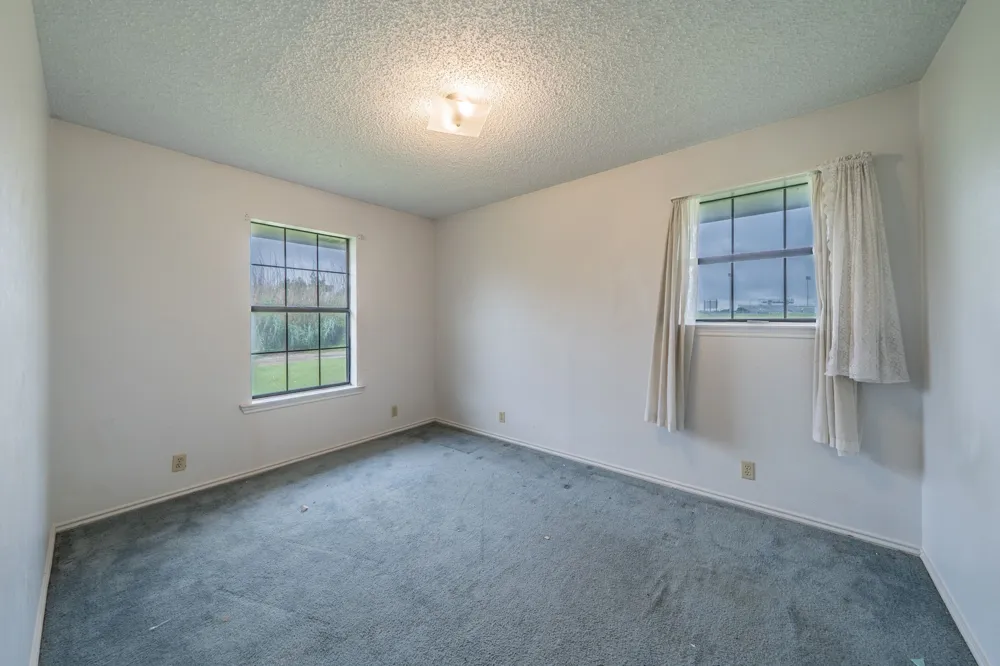 516 Venice Drive Italy, TX 76651