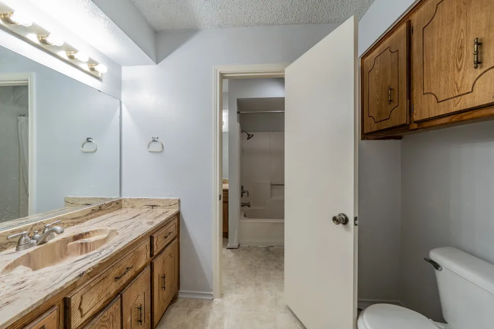 516 Venice Drive Italy, TX 76651